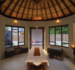 Akiri spa by mandara therapie raum