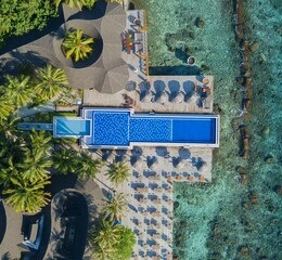 Pool von oben