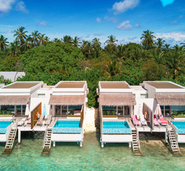 Deluxe lagoon pool villa