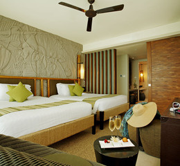 Centara grand mirage beach resort pattaya deluxe ocean facing family residence 02