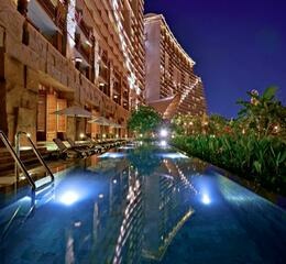 Centara grand mirage beach resort pattaya lap pool